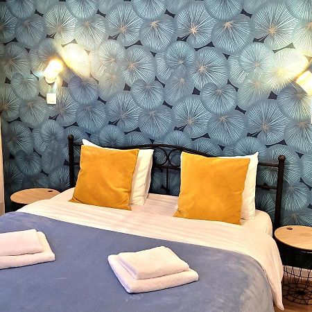 Brand New Iris Room With Private Bathroom And Balcony Brüssel Exterior foto