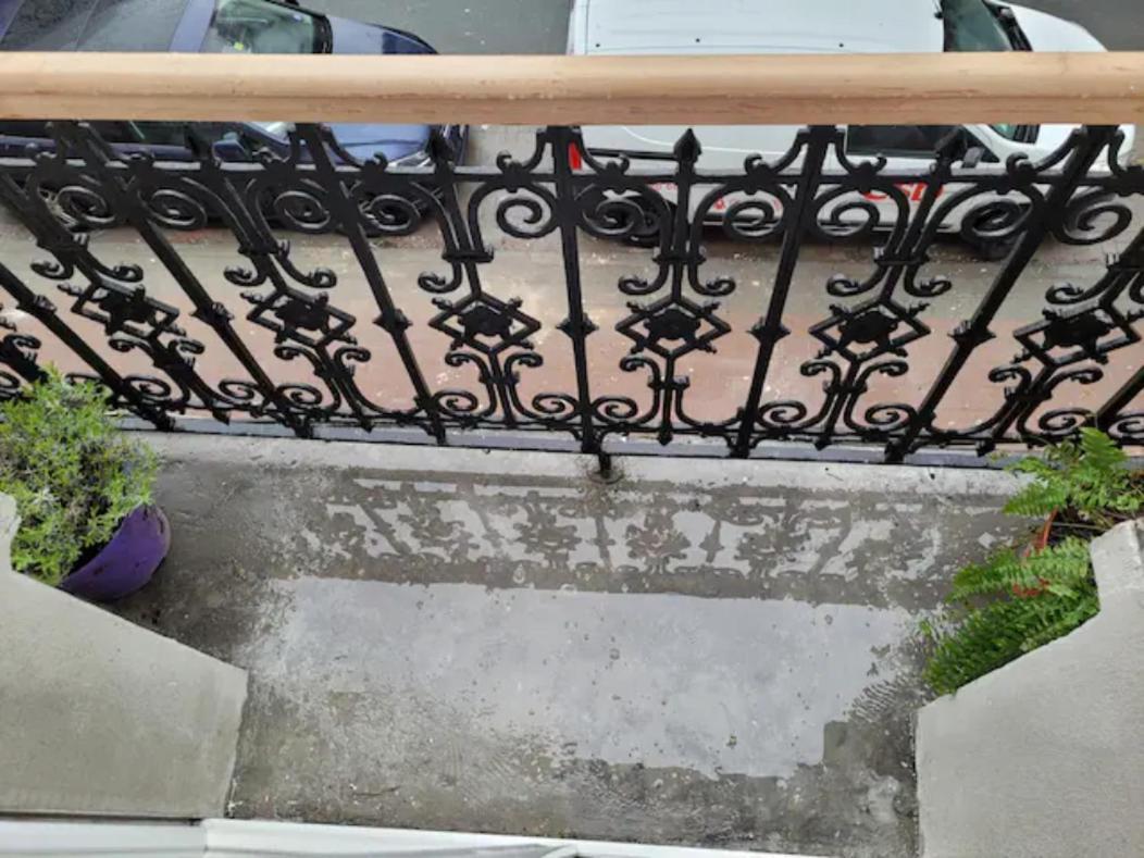 Brand New Iris Room With Private Bathroom And Balcony Brüssel Exterior foto
